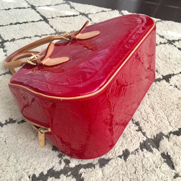 Authentic LV Summit Drive Pomme D’Amour Vernis bag - Picture 6 of 6